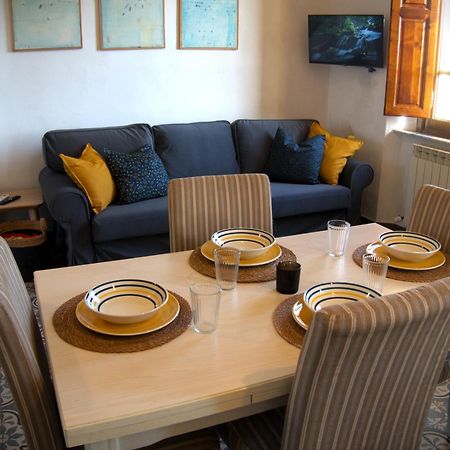 Appartamento Via Grandi - Free Gated Parking - 5 Minutes From Center Lucca Exterior foto